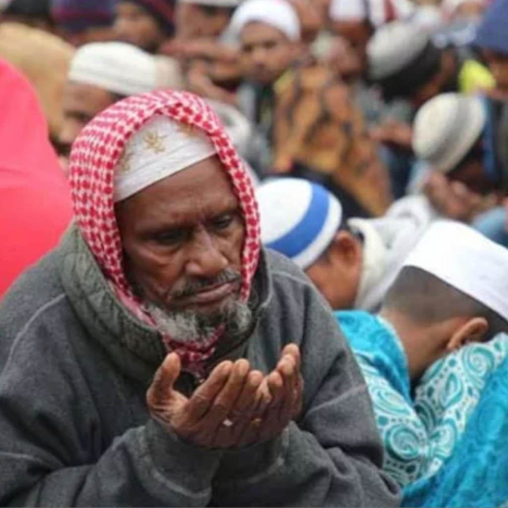 আখেরি মোনাজাতে শেষ হলো এবারের বিশ্ব ইজতেমা